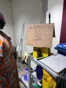Banheiro do aeoroporto de Belém
