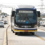 Ônibus trafegando no BRT Belém.