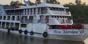 Foto da embarcação Anna Karoline VII