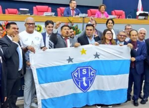 Hélio dos Anjos recebe título de cidadão de Belém