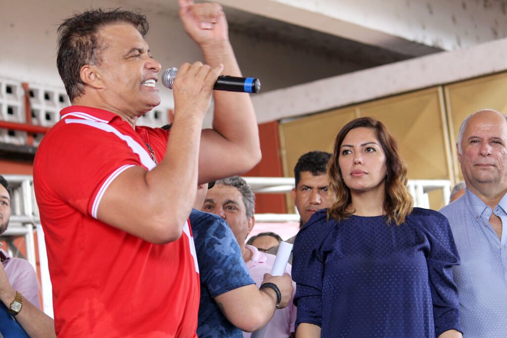 Wlad Costa e Renilce Nicodemos.