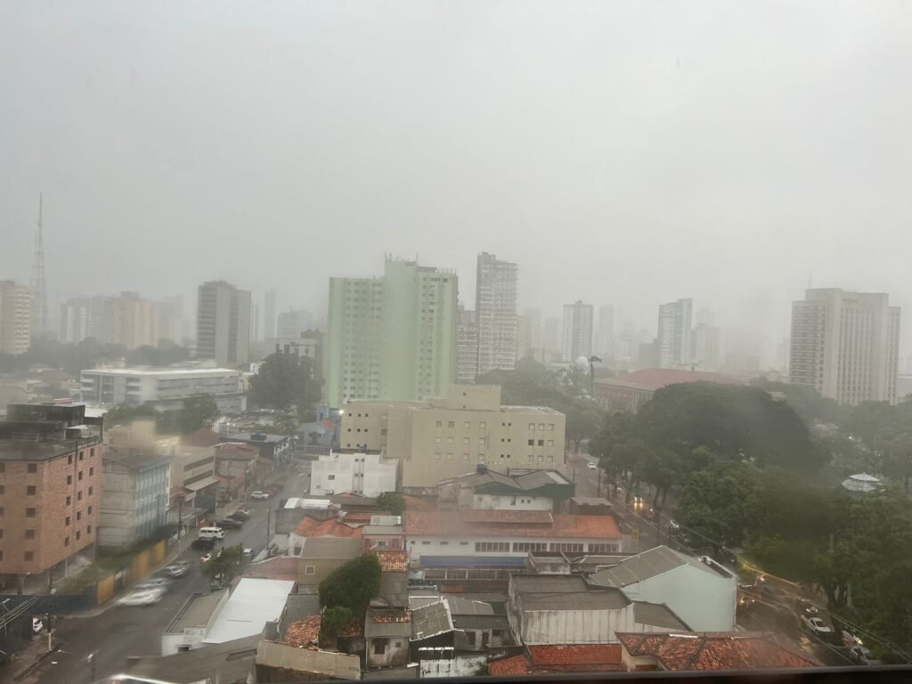 Chuva e temporal em Belém