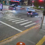 Vídeo de câmeras de segurança mostrando um acidente em Belém