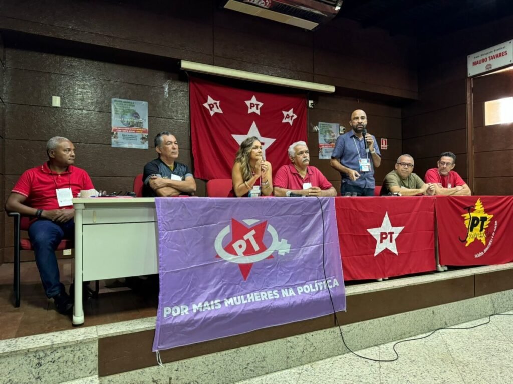 Reunião do Diretório Municipal do PT reforça apoio à reeleição de Edmilson Rodrigues (PSOL).