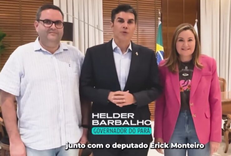 Ao lado do deputado estadual Érick Monteiro (PSDB) e da vice-governadora Hana Ghassan, o governador Helder Barbalho (MDB).