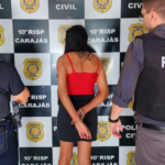 Mulher sendo presa em Marabá.