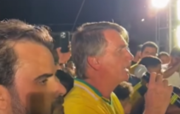 Bolsonaro e o deputado estadual Toni Cunha, em Marabá