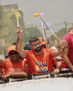 Dr Daniel Santos em uma carreata de campanha eleitoral realizada em Ananindeua