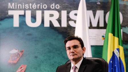 MInistro do Turismo Celso Sabino (União Progressista).