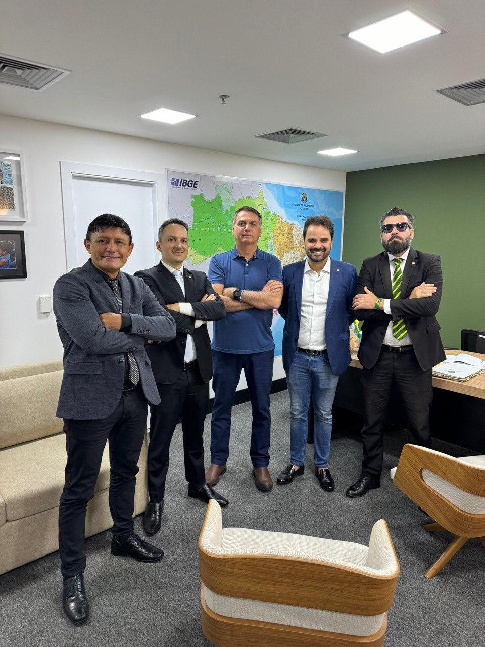 Éder Mauro, Rogério Barra, Jair Bolsonaro, Toni Cunha e Delgado Caveira