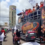 Dr Daniel Santos (PSB) é recebido com festa e trio elétrico após chegar no aeroporto de Belém e segue para Ananindeua com uma legião de apoiadores