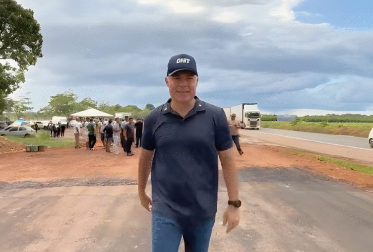 Ministro Renan Filho durante vistoria nas obras de duplicação da BR-316 em Castanhal, no Pará