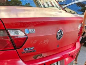 carro da cor vermelha