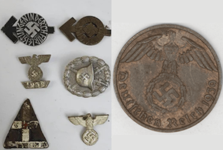 A imagem mostra broches e moedas da época do governo nazista