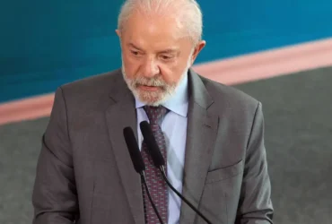 Presidente Lula discursando