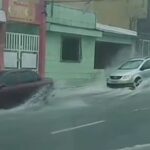 Temporal arrastou carros em avenidas de Oriximiná.