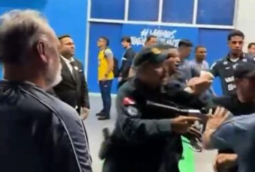 Confusão tomou conta dos bastidores do Re-Pa após o apito final.