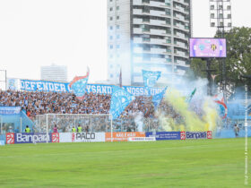 Curuzu lotada pela torcida do Paysandu.