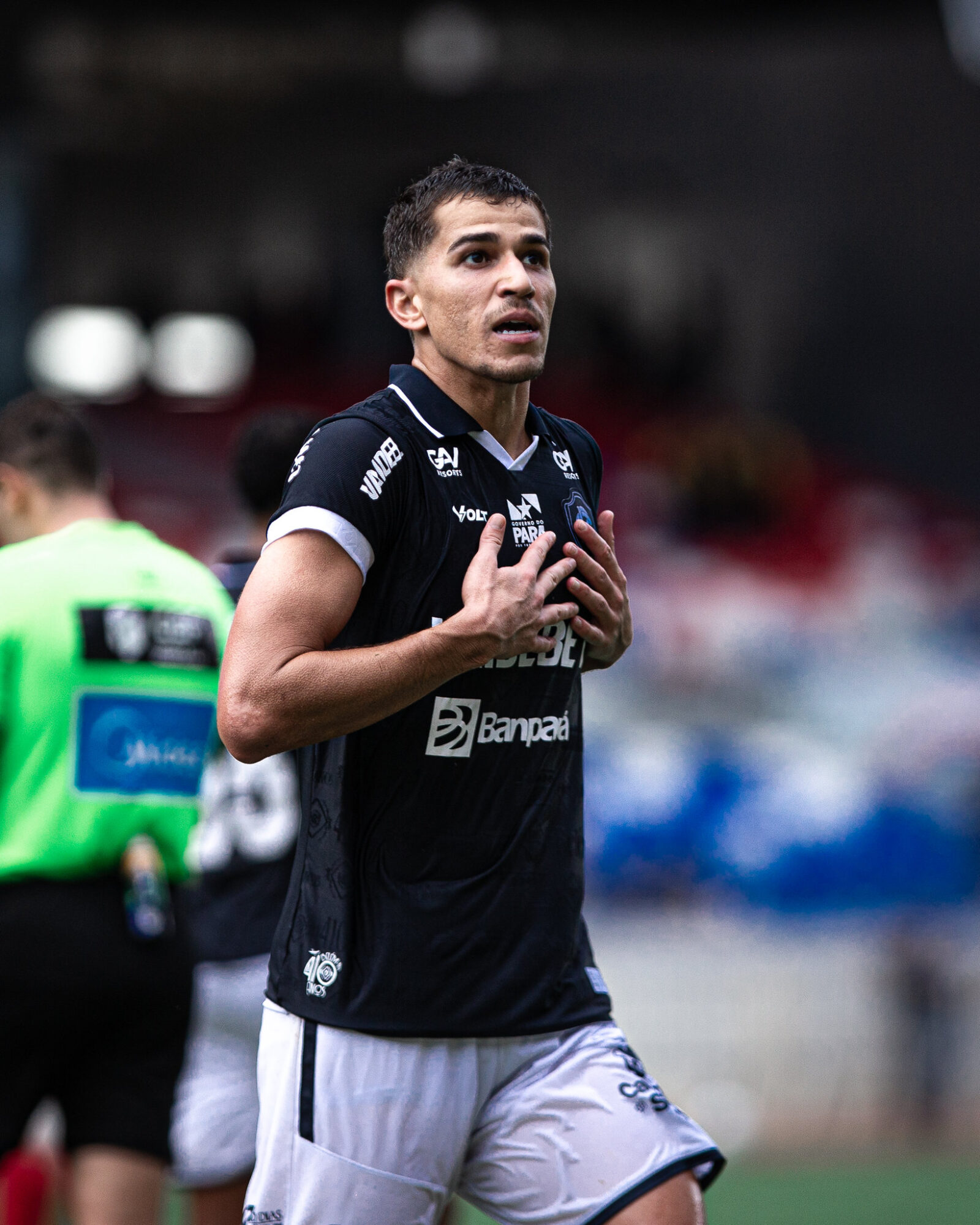 Vitor Bueno sofre lesão e desfalca o Remo por três semanas