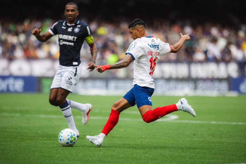 De virada, Remo goleia o Bahia, vence a 1ª no Brasileirão e deixa a lanterna