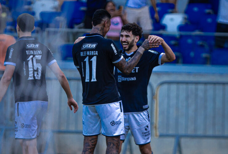 Com dois gols, Taliari exalta torcida e boa fase na chegada ao Remo