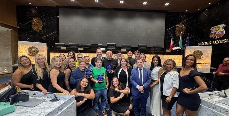 Aparelhagens foram homenageadas na Câmara Municipal de Belém.