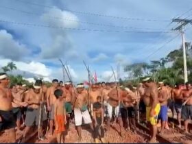 Indígenas bloquearam a estrada de Ferro Carajás.