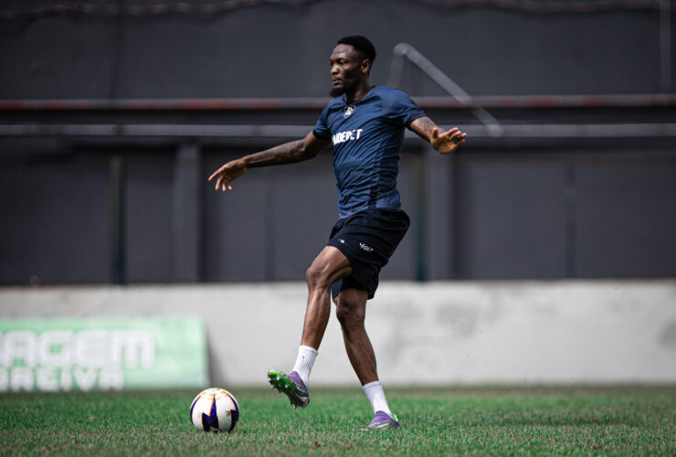 Remo deve ter mudanças na defesa para enfrentar o Fluminense