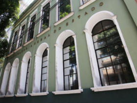 Fachada da sede da PGE, na Rua dos Tamoios, 1671, no bairro de Batisca Campos, em Belém