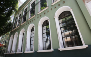 Fachada da sede da PGE, na Rua dos Tamoios, 1671, no bairro de Batisca Campos, em Belém