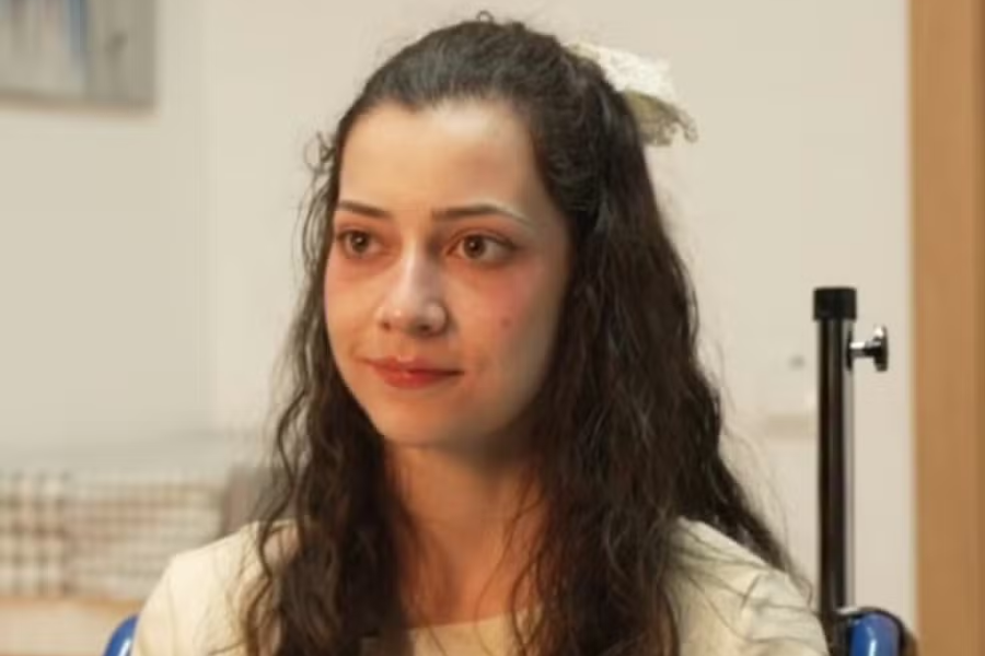 Imagem de Noelia, espanhola de 25 anos que morreu de eutanásia na Espanha.