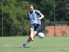 Gabriel Poveda já treinando com o Clube do Remo