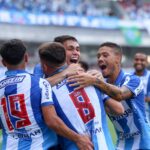 Jogadores do Paysandu comemorando gol no Mangueirão