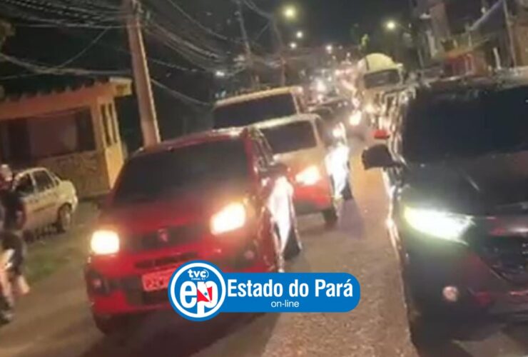 Rua engarrafada em Belém do Pará