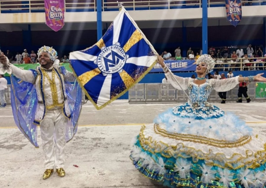 Desfile da Mocidade na Aldeia Cabana.