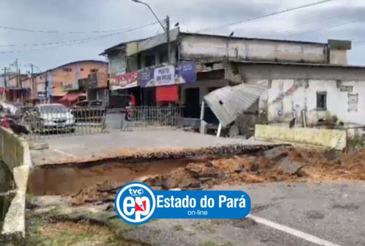 Rua danificada por fortes chuvas em Capitão Poço