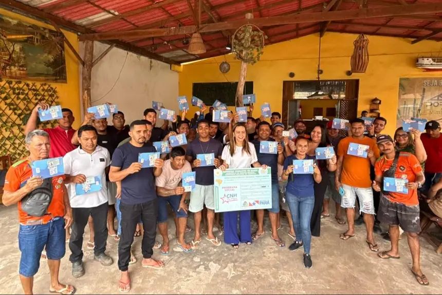 Imagens da emissão de CNH gratuita em Cotijuba.