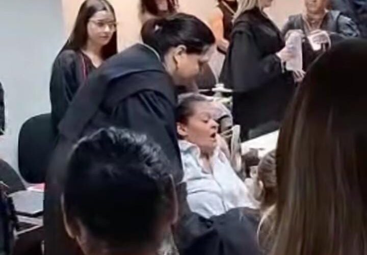 Momento de emoção após absolvição da mãe