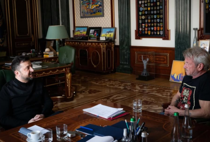 Ator premiado com o Oscar em encontro com presidente da Ucrânia