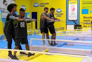 Participantes disputando prova no BBB