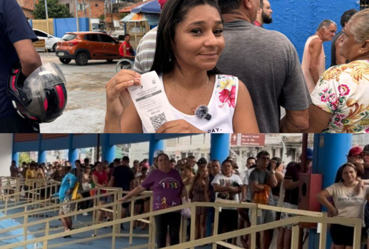 pessoas na fila pra pegar o ingresso