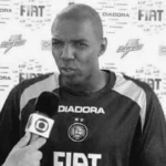 Reinaldo Alelulia dando entrevista para a TV Globo