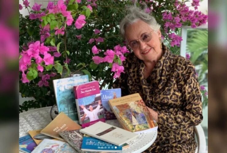 Pesquisadora, escritora e artista, morreu aos 89 anos e deixa um legado marcante na história de uma das maiores festividades religiosas do mundo.