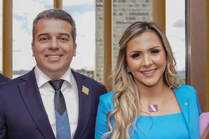 Comunicado foi feito nas redes sociais informando a perda do bebê.