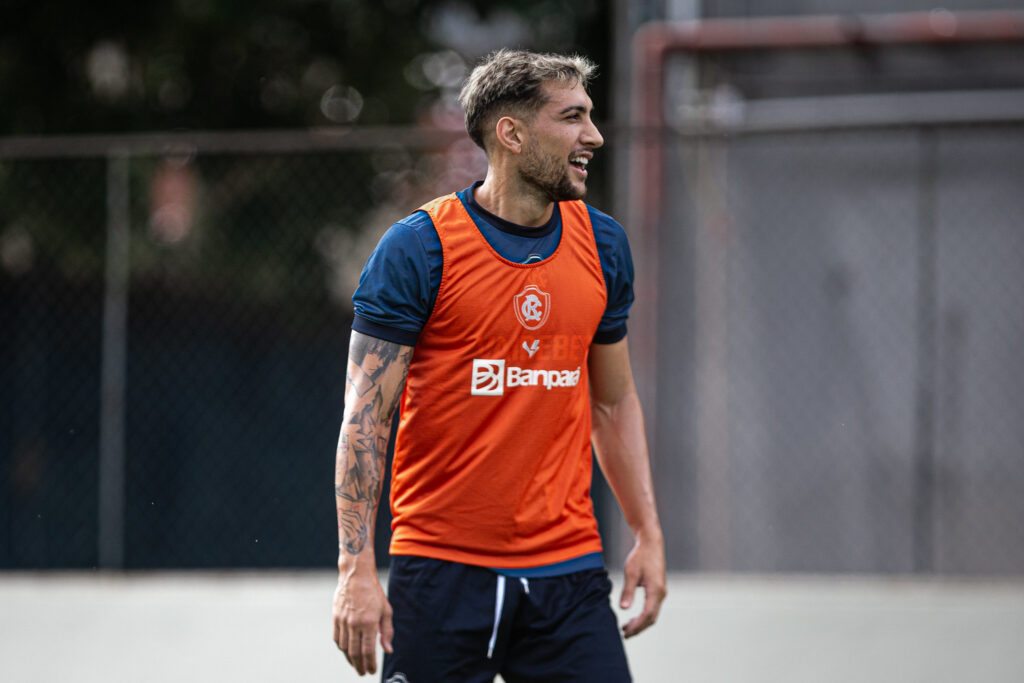 Estrangeiros do Remo 