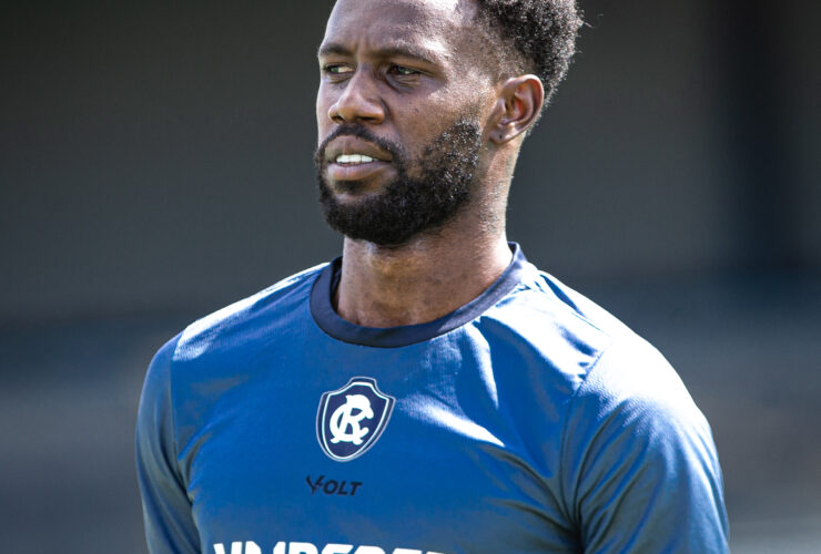 David Braga, meio-campista do Remo, no treino.