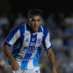 Juninho marca de novo, convoca torcida para decisão e recebe elogios de Júnior Rocha