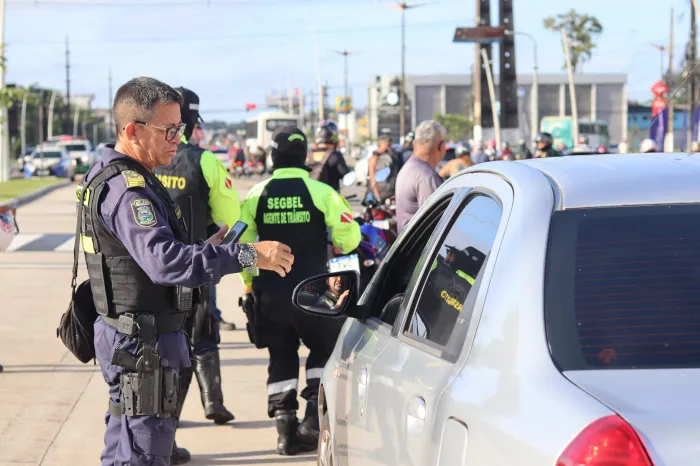 Equipes da Semob e Guarda Municipal focam no trecho entre Mangueirão e São Brás para garantir a fluidez dos articulados.