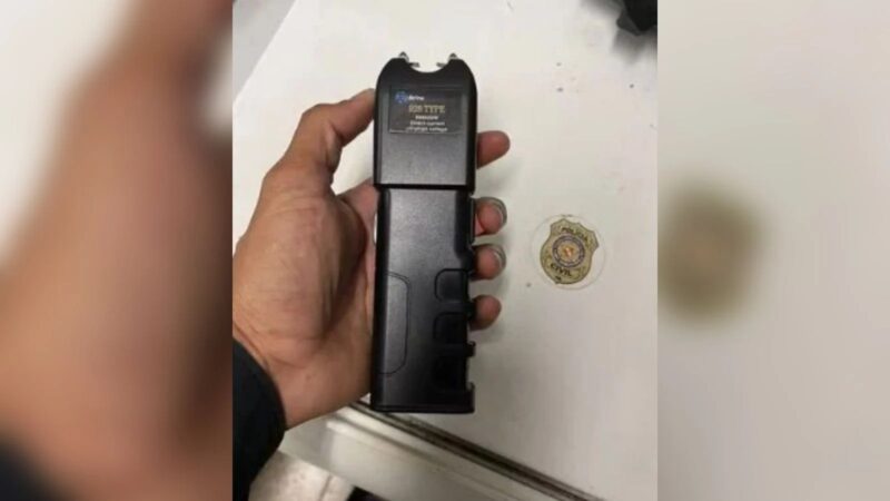 Homem em situação de rua foi atacado com arma de choque.