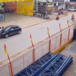 Família estava em uma moto quando foi atingida por um veículo.